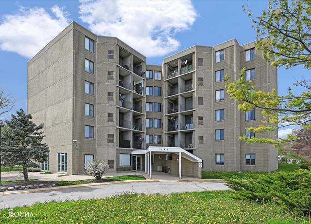 Property at 1750 N Marywood Ave #501, Aurora, IL 60505, 1 bed, 1 bath