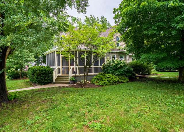 Property at 511 N Chestnut St, Leroy, IL 61752, 2 beds, 1.5 baths