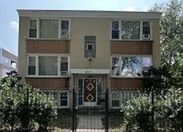 Property at 4021 W Belle Plaine Ave, Chicago, IL 60641, 10 beds, 6 baths