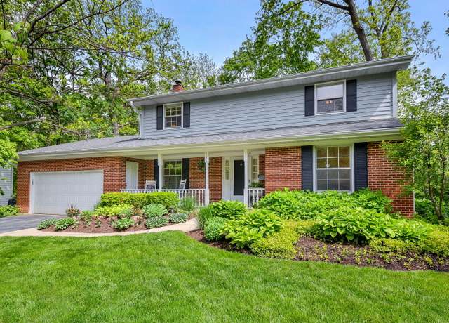 Property at 1025 Elizabeth Ave, Naperville, IL 60540, 4 beds, 2.5 baths