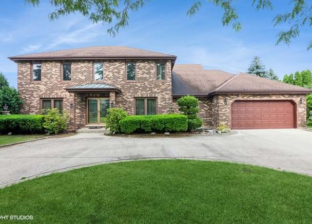 Property at 888 Braintree Ln, Bartlett, IL 60103, 5 beds, 3.5 baths