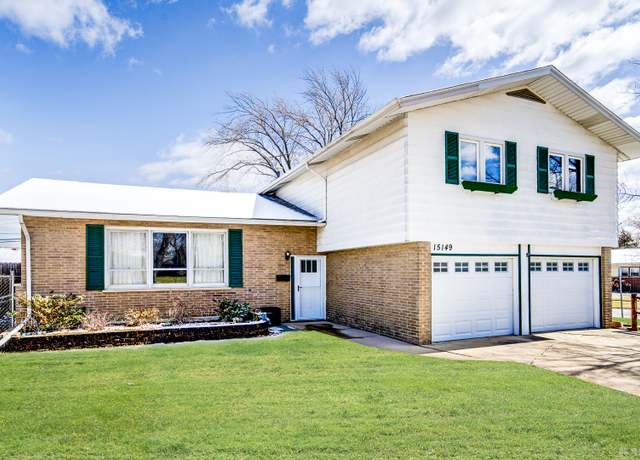 Property at 15149 Chaucer Dr, Oak Forest, IL 60452, 4 beds, 2.5 baths