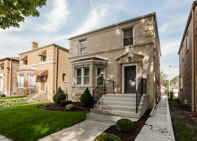Property at 9115 S May St, Chicago, IL 60620, 4 beds, 2.5 baths