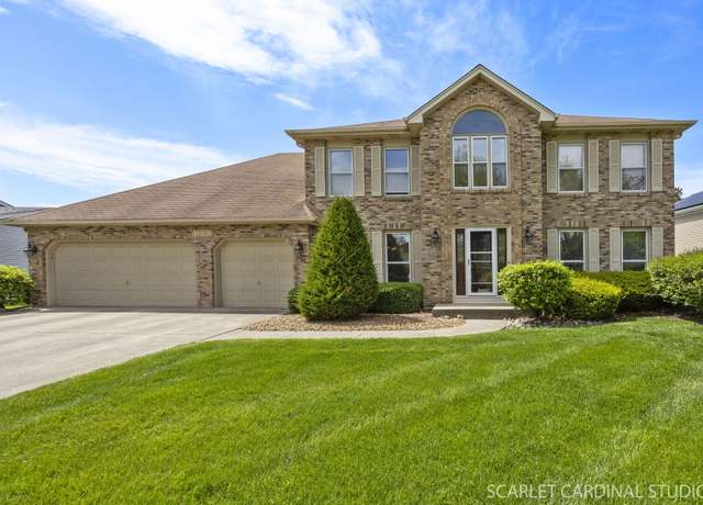 Property at 1669 Brentford Dr, Naperville, IL 60563, 4 beds, 3 baths