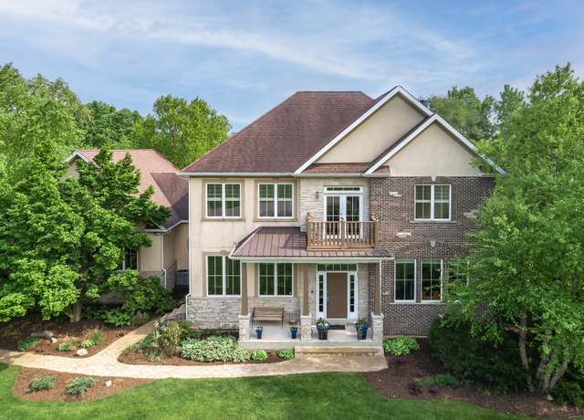 Property at 660 Birch Hollow Dr, Antioch, IL 60002, 4 beds, 4 baths
