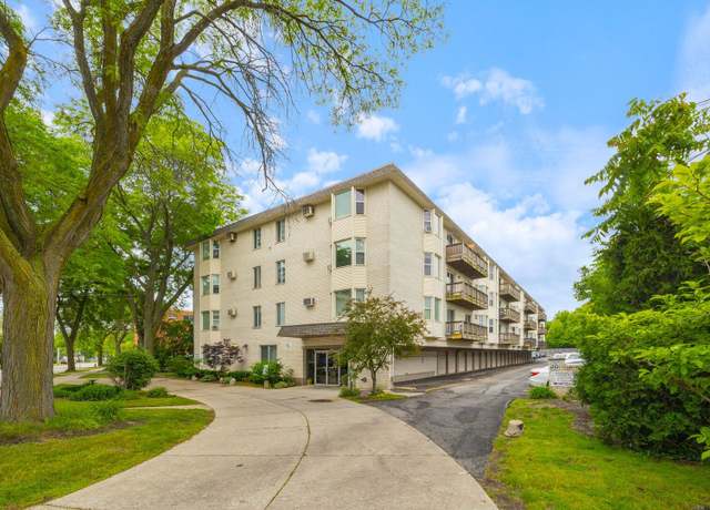 Property at 8232 Niles Center Rd #101, Skokie, IL 60077, 3 beds, 2 baths