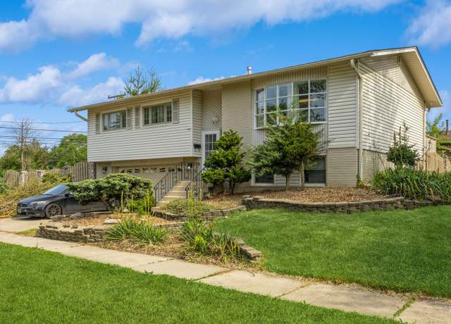 Property at 14772 Menard Ave, Oak Forest, IL 60452, 3 beds, 2 baths