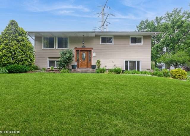 Property at 2S200 Valley Rd, Lombard, IL 60148, 4 beds, 2 baths