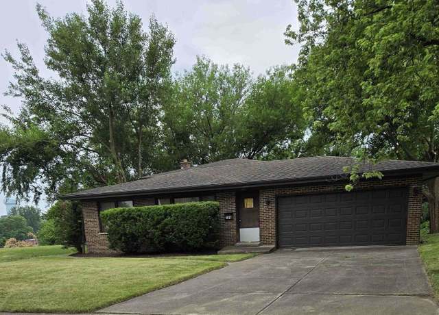 Property at 158 S Prairie Ave, Bloomingdale, IL 60108, 3 beds, 2 baths