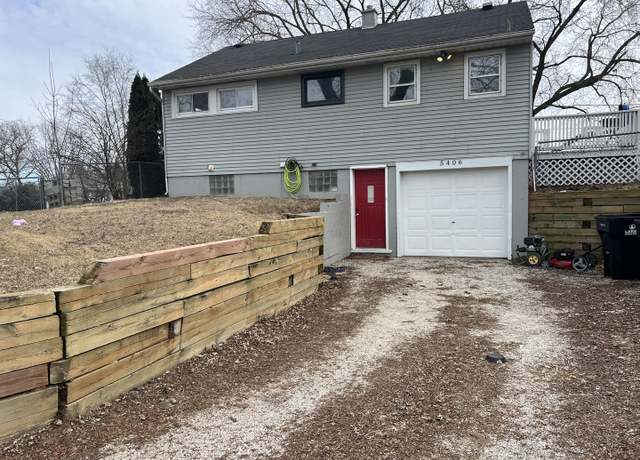 Property at 5406 N Highland Dr, Mchenry, IL 60050, 3 beds, 1 bath