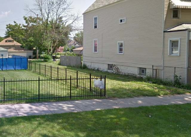 Property at 8647 S Colfax Ave, Chicago, IL 60617