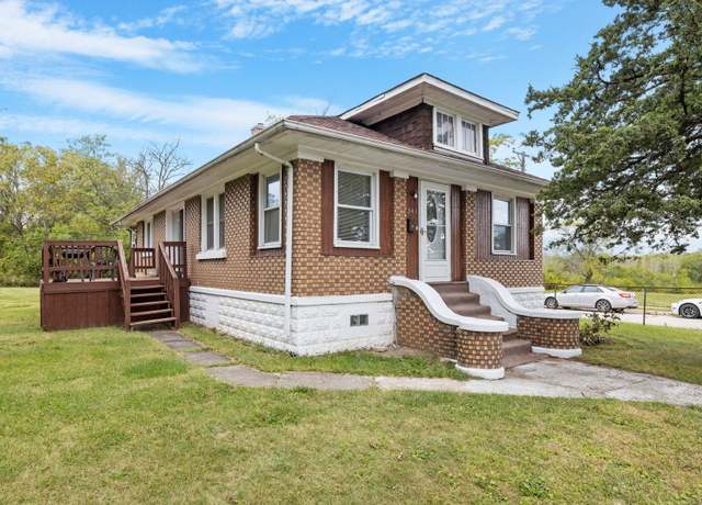 Property at 1341 Englewood Ave, Joliet, IL 60432, 3 beds, 1 bath