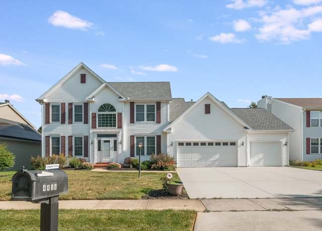 Property at 4406 Crossgate Dr, Champaign, IL 61822, 4 beds, 2.5 baths