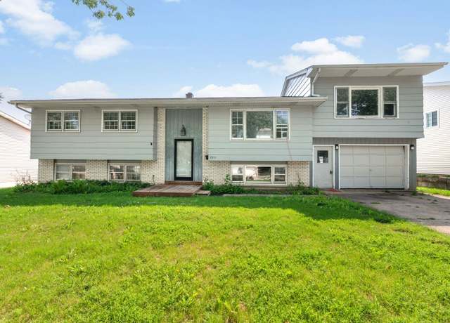 Property at 7211 Jonquil Ter, Hanover Park, IL 60133, 4 beds, 2 baths