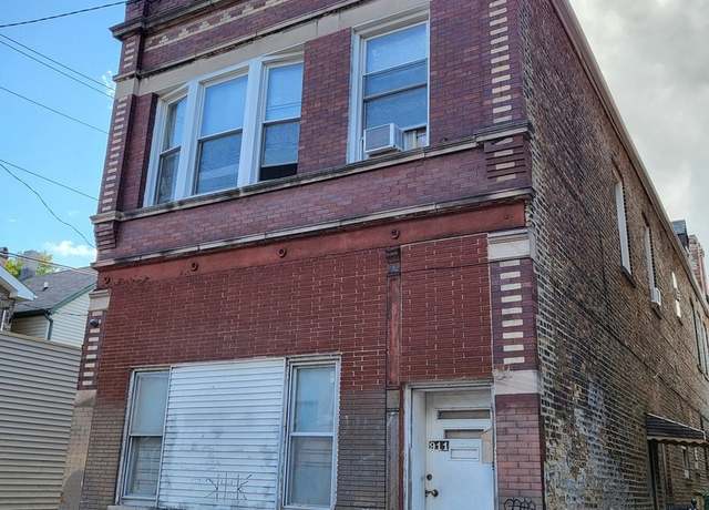 Property at 911 W 32nd St, Chicago, IL 60608, 8 beds, 4 baths