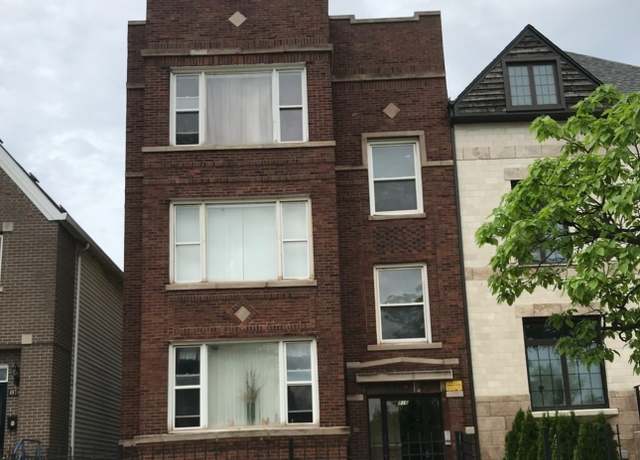 Property at 816 E 42nd St, Chicago, IL 60653, 7 beds, 4 baths