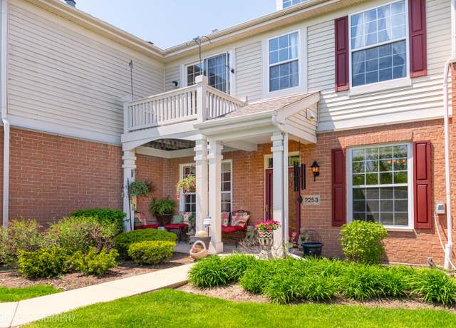 Property at 2253 Concord Dr, Mchenry, IL 60050, 2 beds, 2 baths
