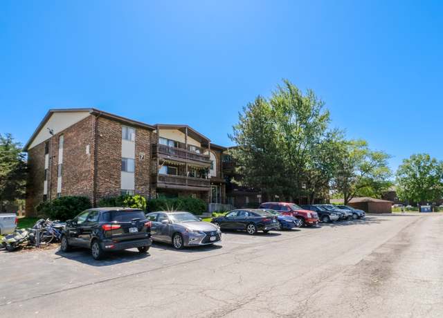 Property at 14001 James Dr #703, Crestwood, IL 60418, 2 beds, 1.5 baths