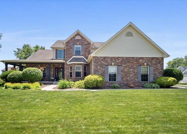 Property at 3901 Watertown Ln, Bloomington, IL 61705, 5 beds, 4 baths