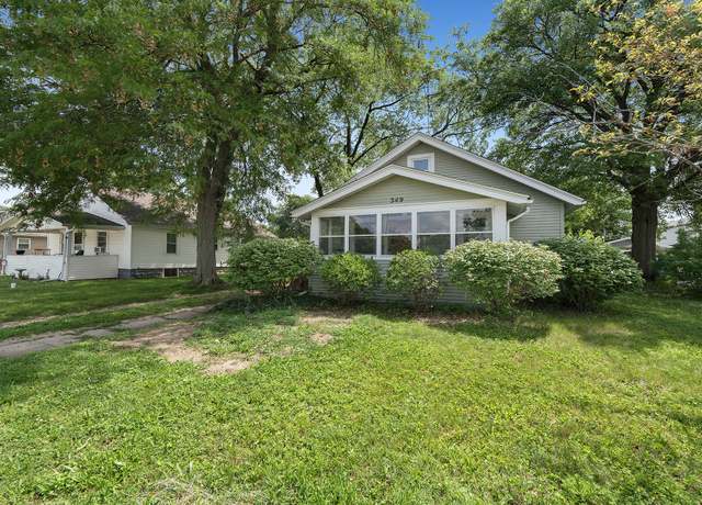 Property at 349 Grand Ave, Loves Park, IL 61111, 2 beds, 1 bath
