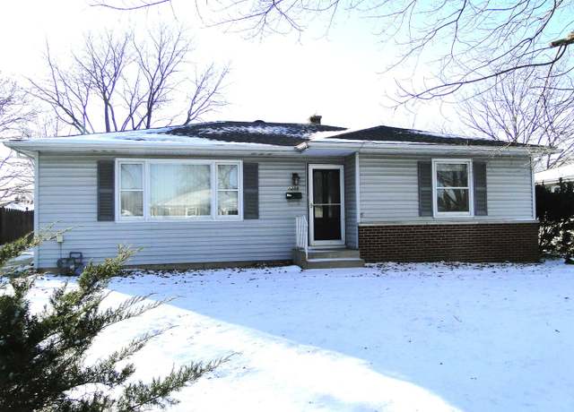 Property at 1205 N William St, Joliet, IL 60435, 3 beds, 1 bath