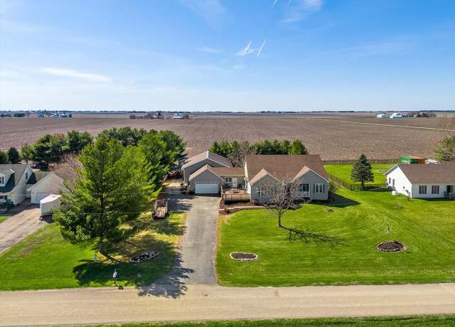Property at 3885 E 2050th Rd, Serena, IL 60549, 4 beds, 3 baths