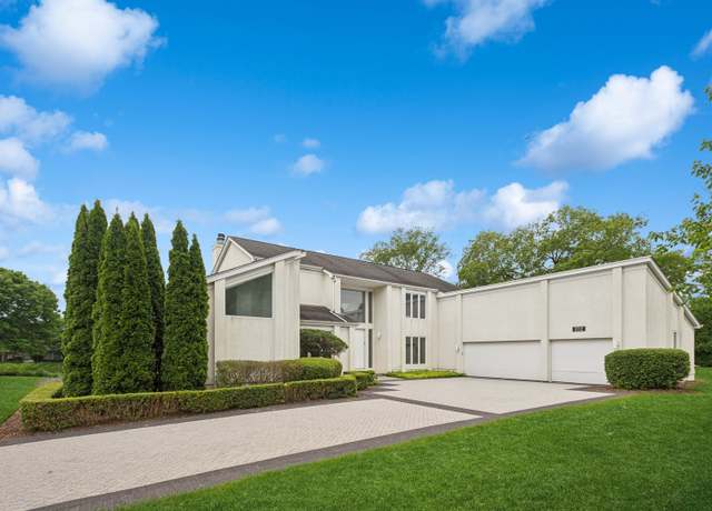 Property at 1712 Violet Ct, Highland Park, IL 60035, 3 beds, 3.5 baths