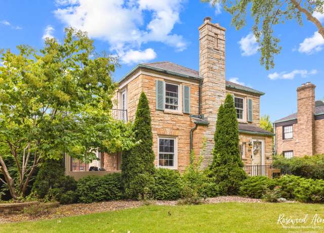 Property at 1163 S Poplar Ave, Kankakee, IL 60901, 3 beds, 2.5 baths