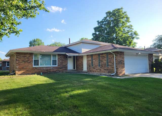 Property at 6037 Spring Ln, Matteson, IL 60443, 3 beds, 2 baths