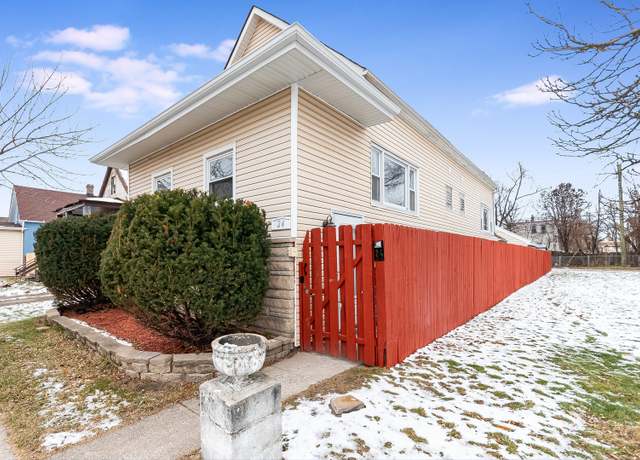 Property at 24 156th St, Calumet City, IL 60409, 5 beds, 3 baths