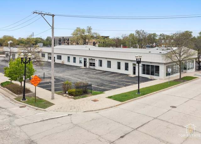 Property at 206 N Cook St, Barrington, IL 60010