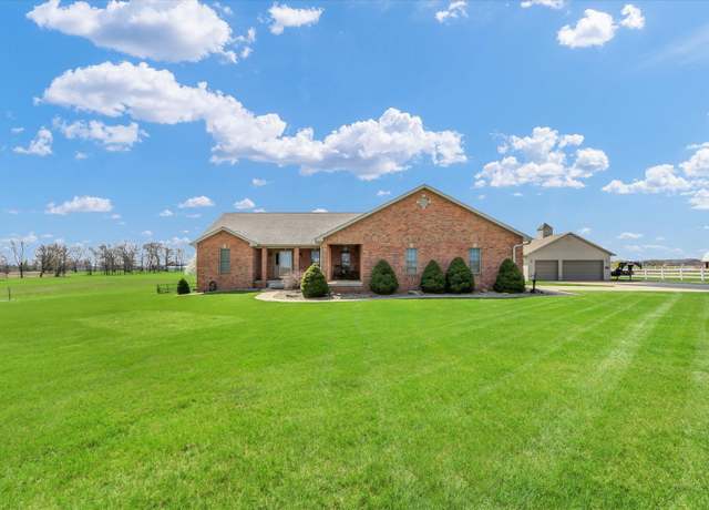 Property at 577 CR 2600 N, Mahomet, IL 61853, 3 beds, 2 baths