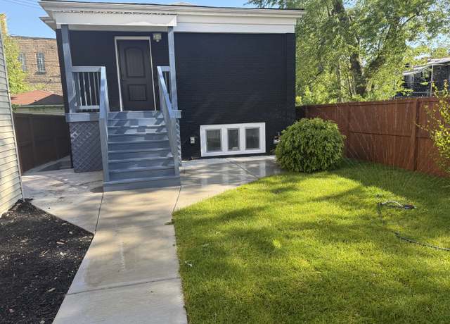 Property at 1450 W 62nd St, Chicago, IL 60636, 5 beds, 3 baths