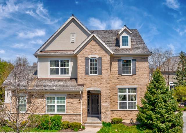 Property at 1064 Ridgeview Dr, Inverness, IL 60010, 4 beds, 3.5 baths