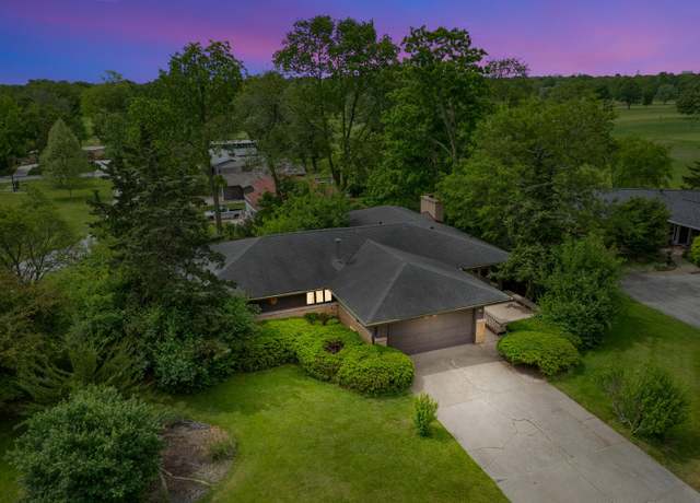 Property at 407 G H Baker Dr, Urbana, IL 61801, 4 beds, 3 baths