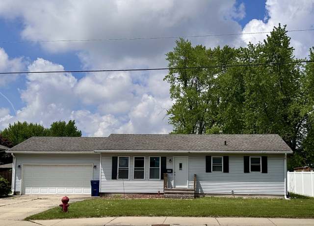 Property at 2293 Saint Vincent's Ave, Lasalle, IL 61301, 3 beds, 1 bath