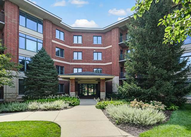 Property at 855 E 22nd St #305, Lombard, IL 60148, 2 beds, 2 baths