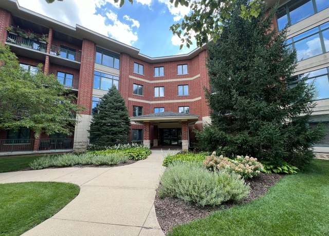 Property at 855 E 22nd St #206, Lombard, IL 60148, 1 bed, 1.5 baths