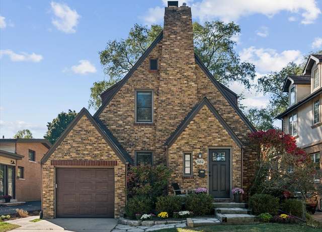 Property at 580 Pleasant Ave, Highland Park, IL 60035, 3 beds, 2.5 baths