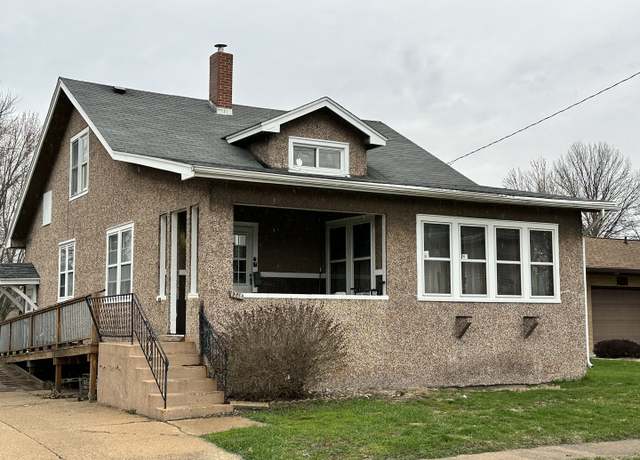 Property at 1218 Schuyler St, Peru, IL 61354, 4 beds, 1.5 baths