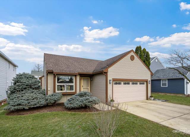 Property at 1940 Wildwood Ln, Hanover Park, IL 60133, 2 beds, 2 baths