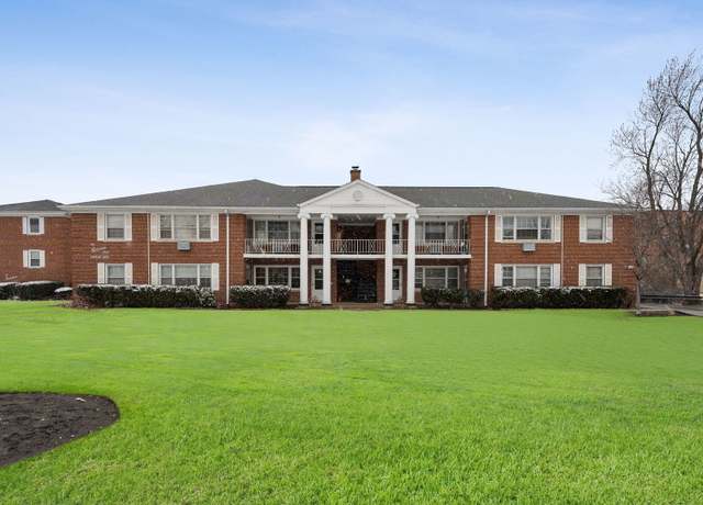 Property at 2000 Parkside Dr Unit B2, Park Ridge, IL 60068, 1 bed, 1 bath