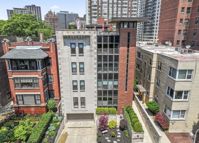 Property at 506 W Roscoe St #201, Chicago, IL 60657, 3 beds, 2.5 baths