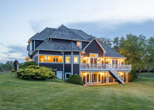 Property at 1624 Bull Valley Dr, Woodstock, IL 60098, 5 beds, 5.5 baths