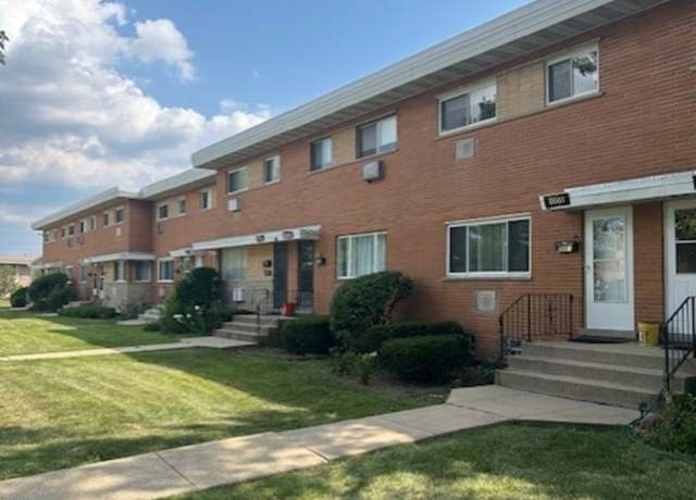 Property at 8657 Gregory Ln #7, Des Plaines, IL 60016, 3 beds, 1.5 baths