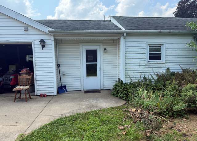 Property at 3108 A St, Rock Falls, IL 61071, 2 beds, 1 bath