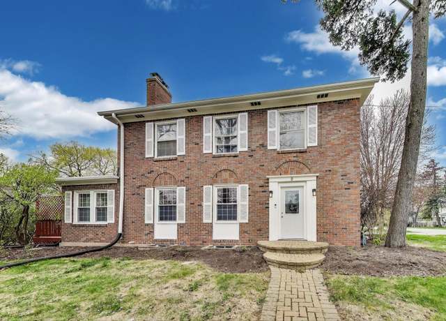 Property at 3 S Calumet Ave, Aurora, IL 60506, 6 beds, 3 baths