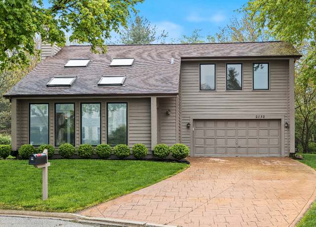 Property at 2132 Tellis Ln, Lisle, IL 60532, 3 beds, 2.5 baths