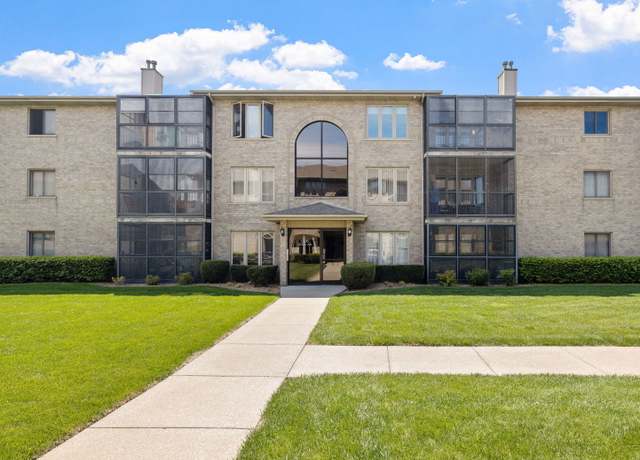 Property at 13935 Le Claire Ave #306, Crestwood, IL 60418, 2 beds, 2 baths