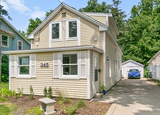 Property at 345 Main St, Batavia, IL 60510, 3 beds, 2 baths